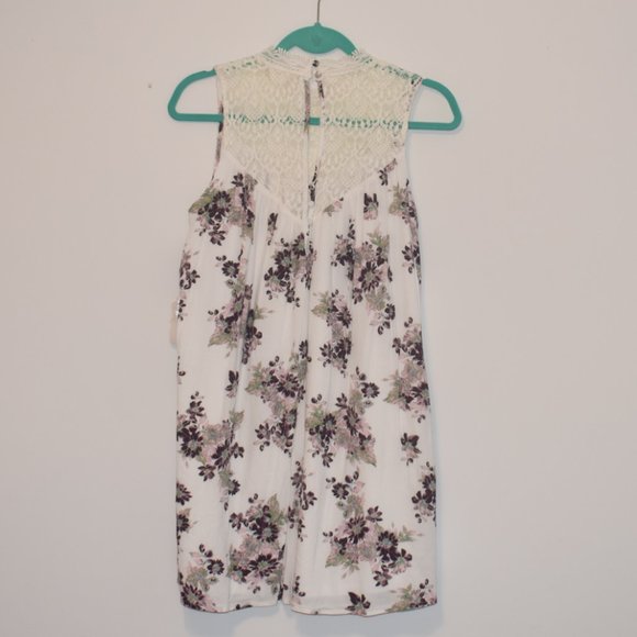 Alter'd State Small Floral Dress with Lace - Picture 4 of 8
